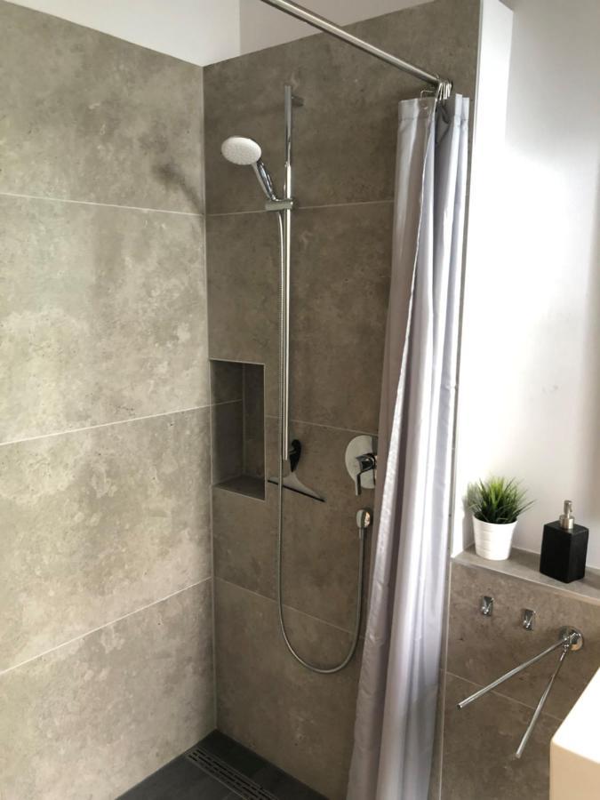 לנדאו אין דר פאלץ Barrierefreie Ferienwohnungen Am Wasserturm Landau - Suedpfalz מראה חיצוני תמונה